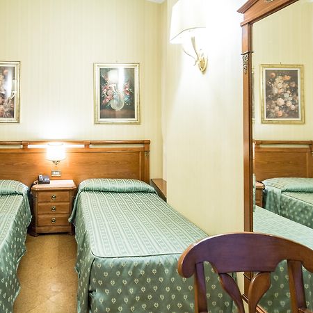 Hotel Giorgi Rome Luaran gambar