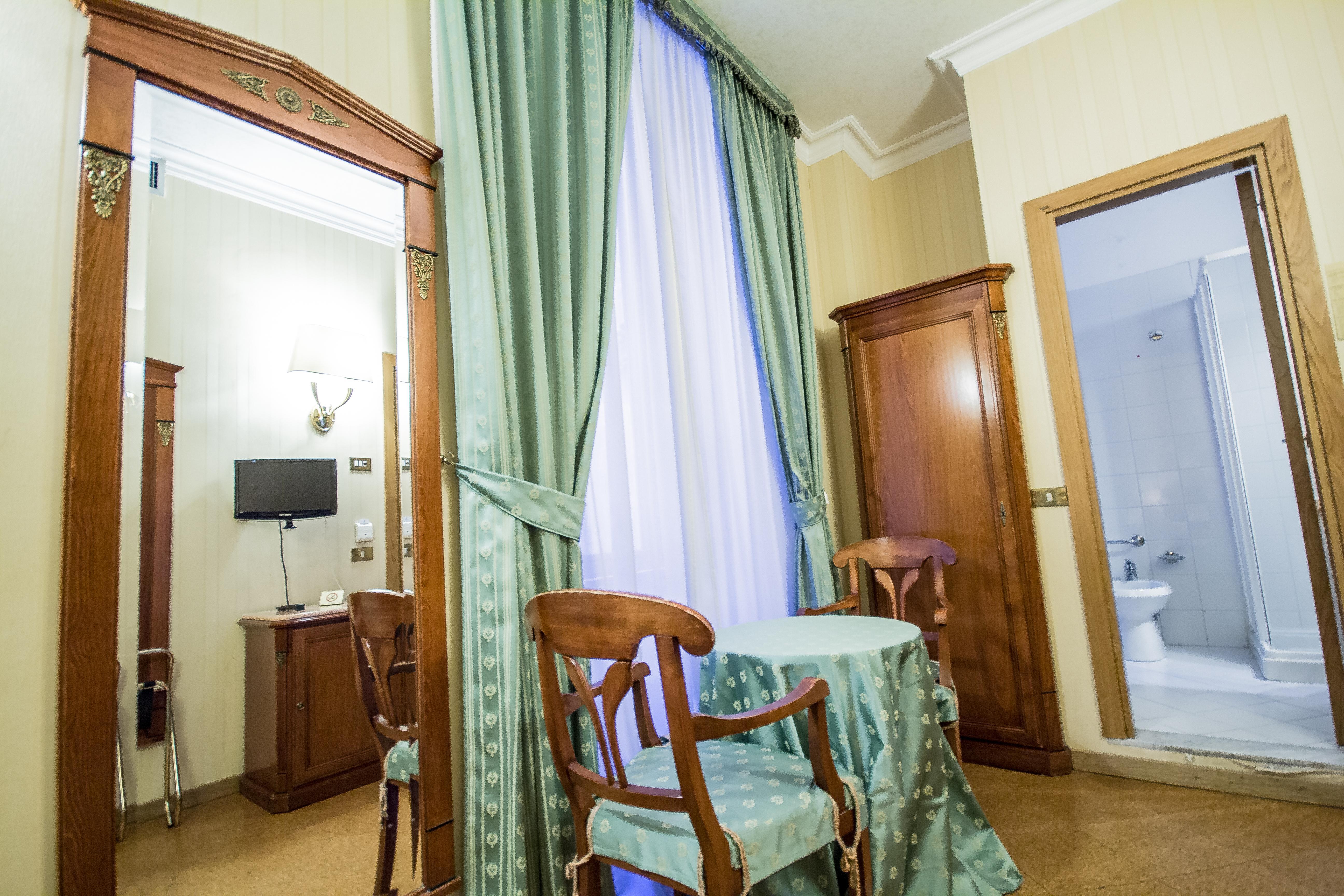 Hotel Giorgi Rome Luaran gambar