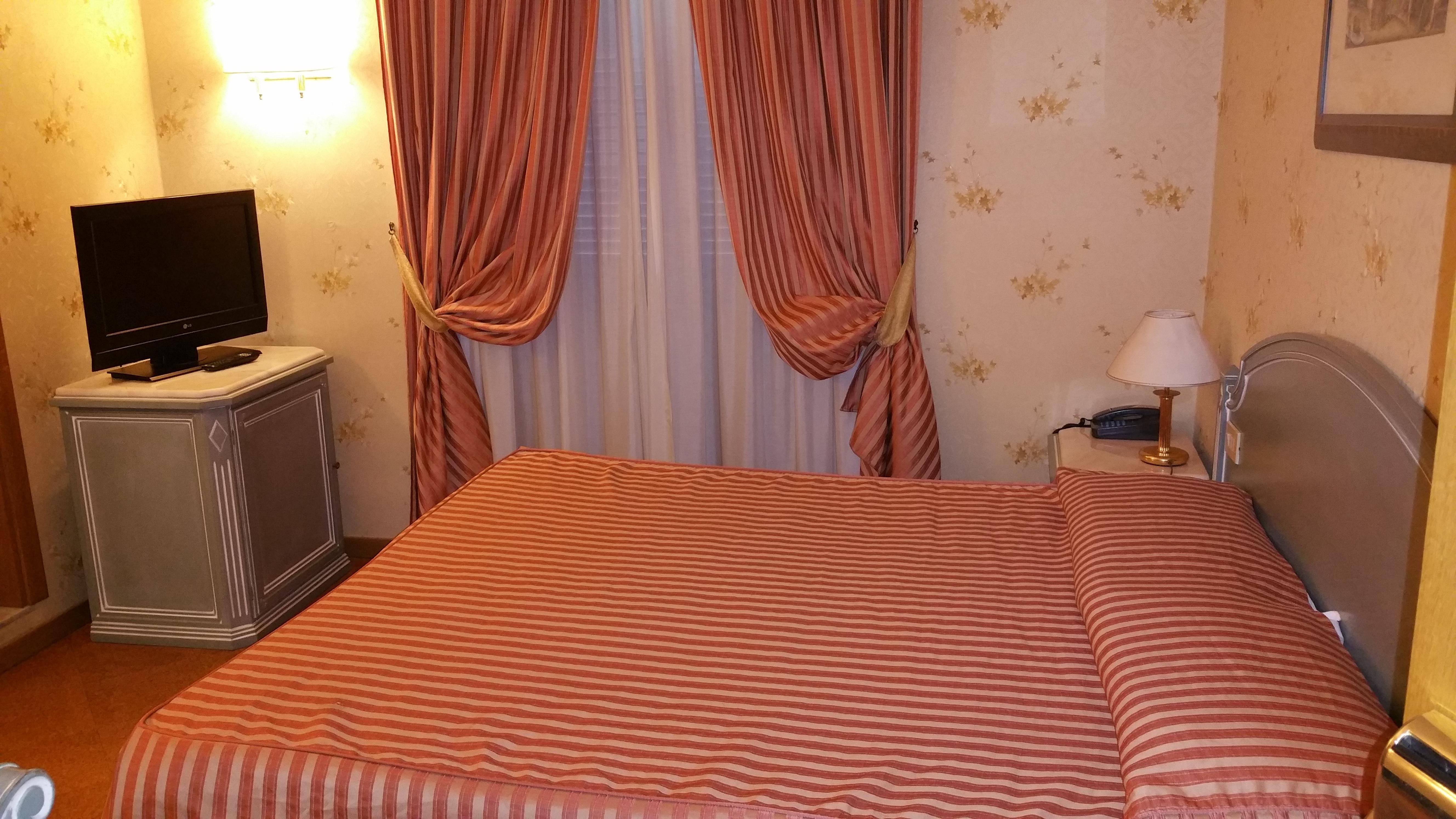 Hotel Giorgi Rome Luaran gambar