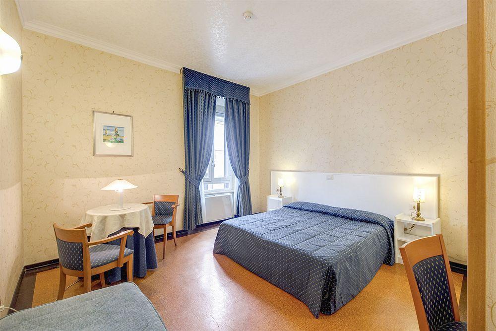 Hotel Giorgi Rome Luaran gambar